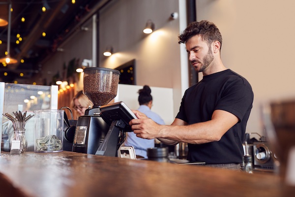 What Is a Franchise? A Beginner’s Guide for UK Entrepreneurs